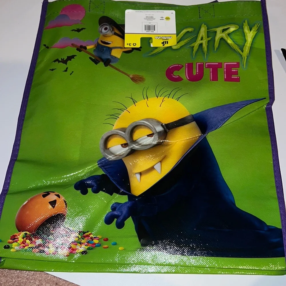 NWT Halloween Disney Minions Trick or Treat Bag Shopping Bag Tote B…